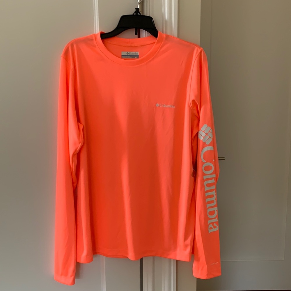 Columbia long sleeve shirt